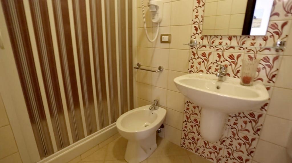 Regalpetra Hotel Racalmuto Szoba fotó