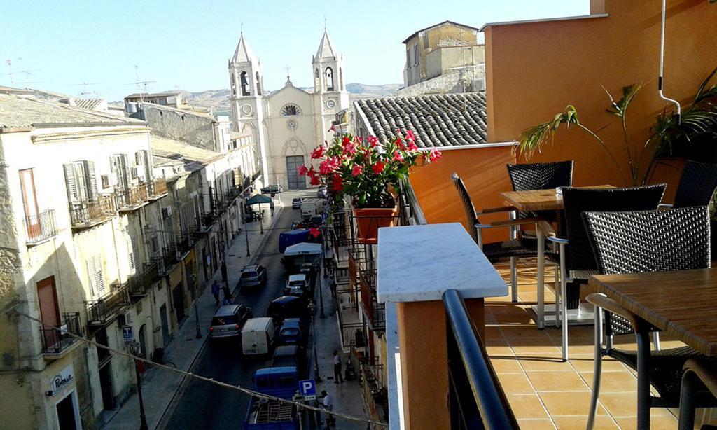 Regalpetra Hotel Racalmuto Szoba fotó