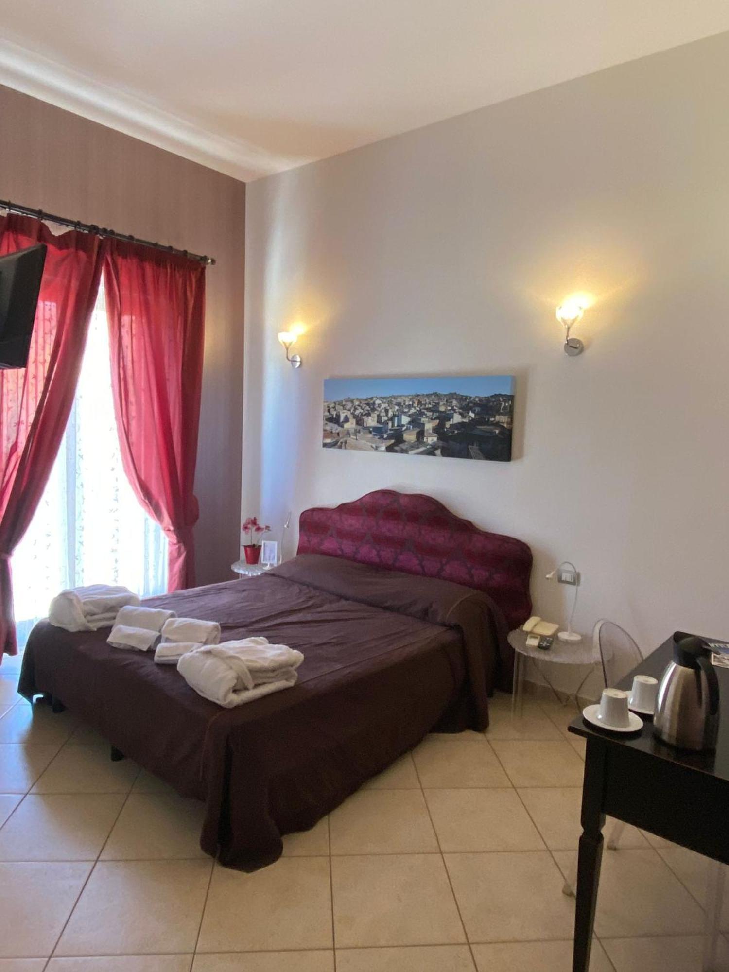 Regalpetra Hotel Racalmuto Kültér fotó